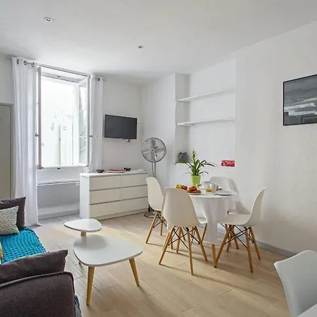 Apartment Beautiful Flat In The Old Town Of - Welkeys Antibes